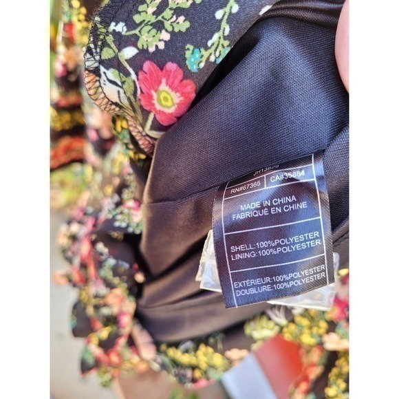 Host pick BB Dakota New Floral Drawstring Pockets  Bell Sleeves Shorts Jumper‎ - Picture 9 of 11